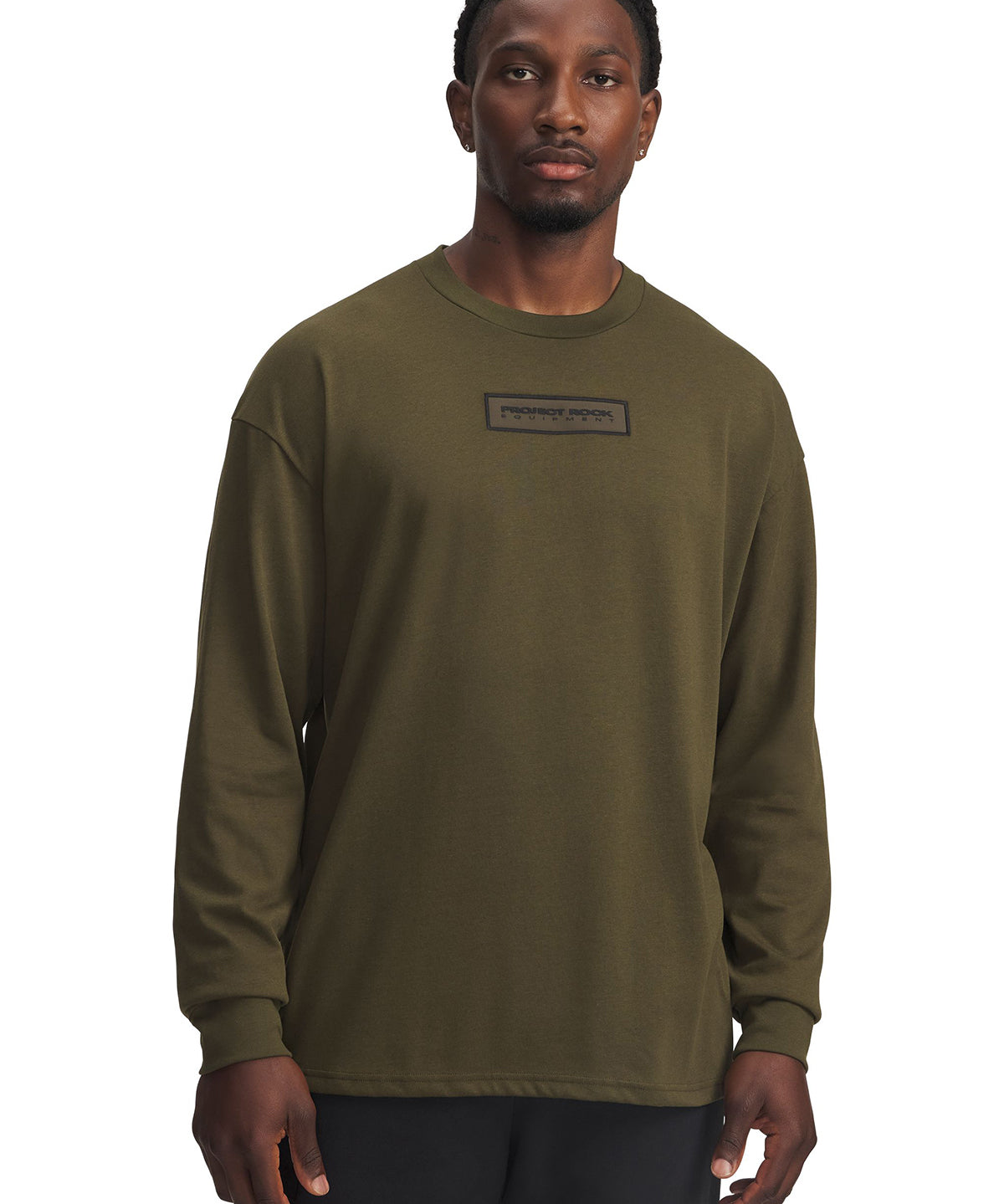 Polera manga larga de entrenamianto para hombre Project Rock verde Under Armour.