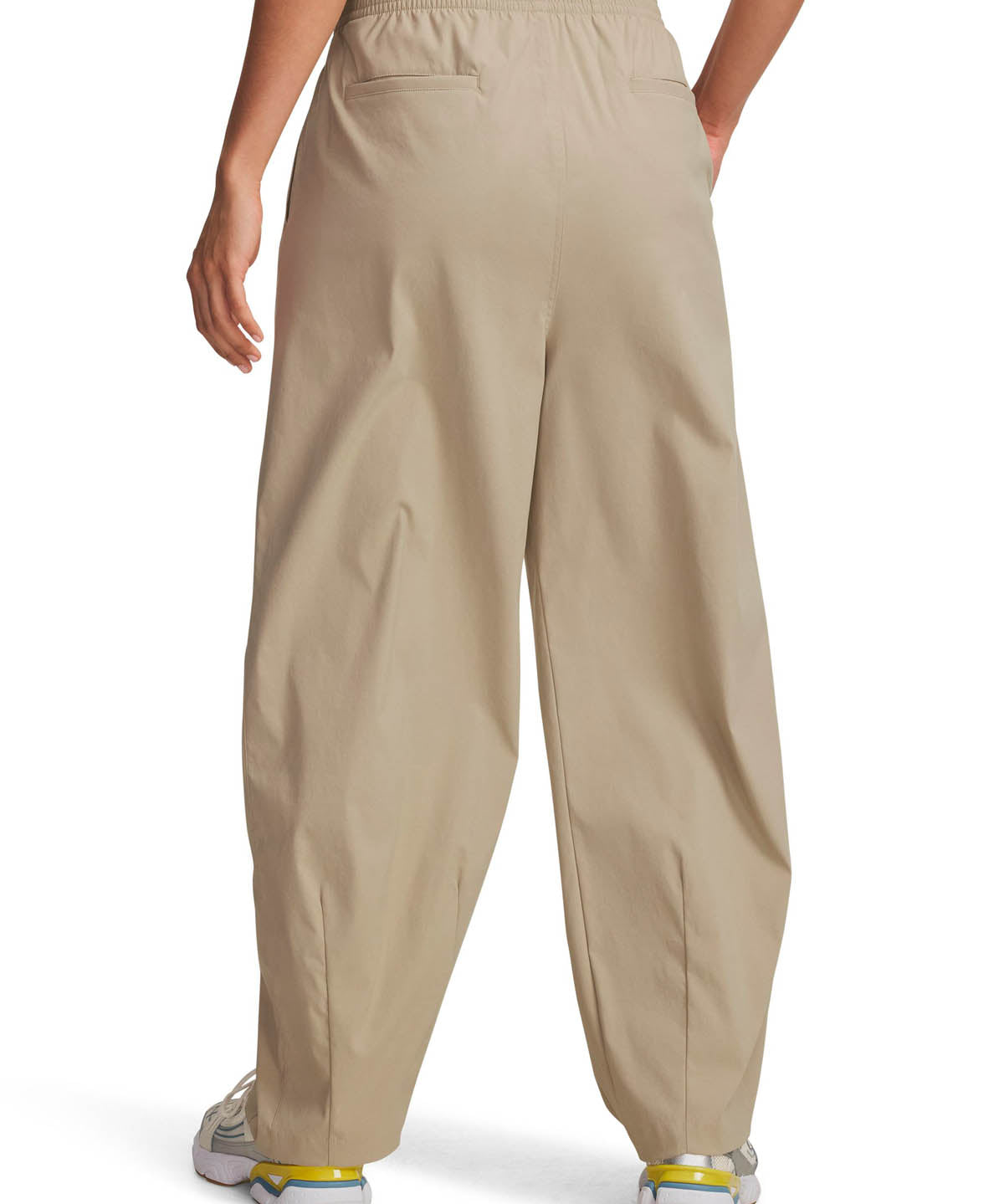 Pantalones Lifestyle para mujer Unstoppable Woven café Under Armour