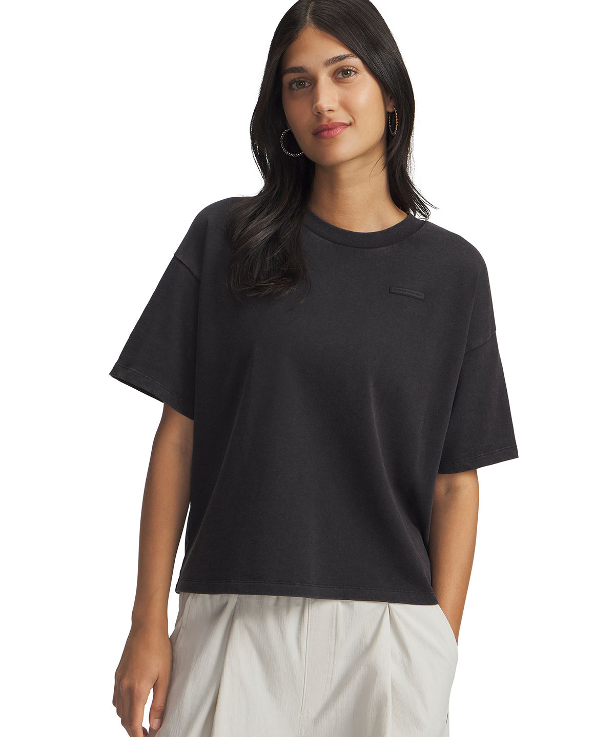 Polera manga corta Lifestyle para mujer UA Boxy Wash Heavyweight nego Under Armour