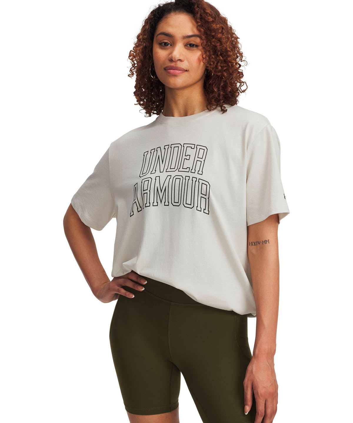 Polera manga corta Lifetsyle para mujer Rival Oversized Campus blanco Under Armour