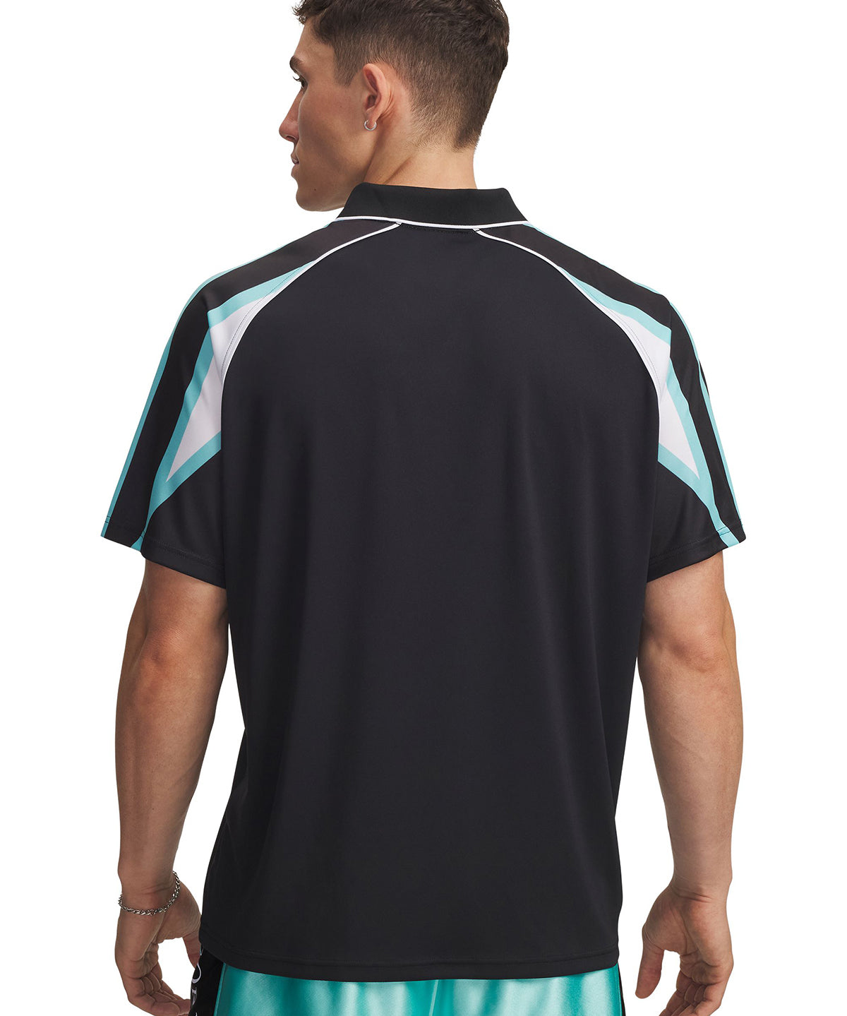 Polera manga corta Football para Hombre Mansory Terrace Negro Under Armour